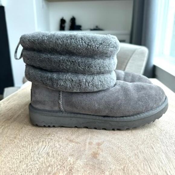 UGG Women's Classic Cozy Boot - Gray Shearling Suede Size 8 Loungewear Warm - Picture 2 of 6